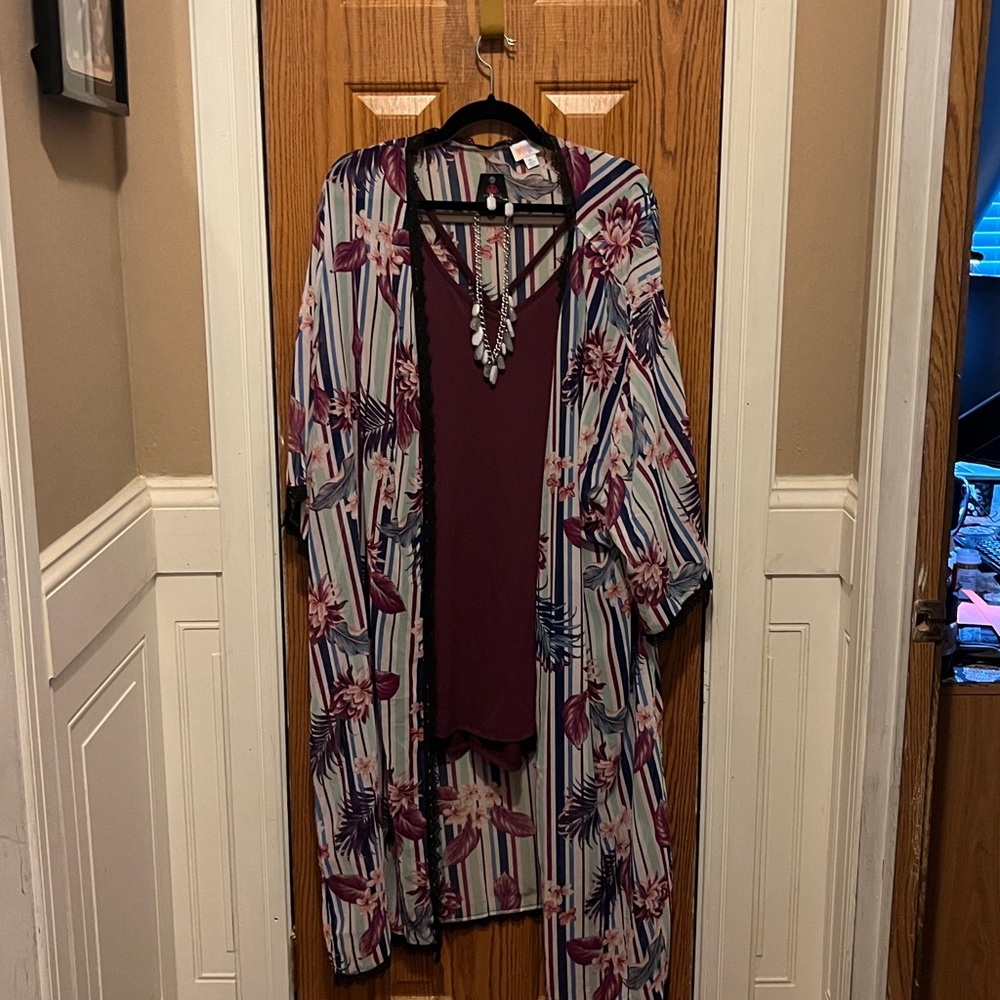 LuLaRoe Floral Stripe Duster Kimono in Burgundy and Blue